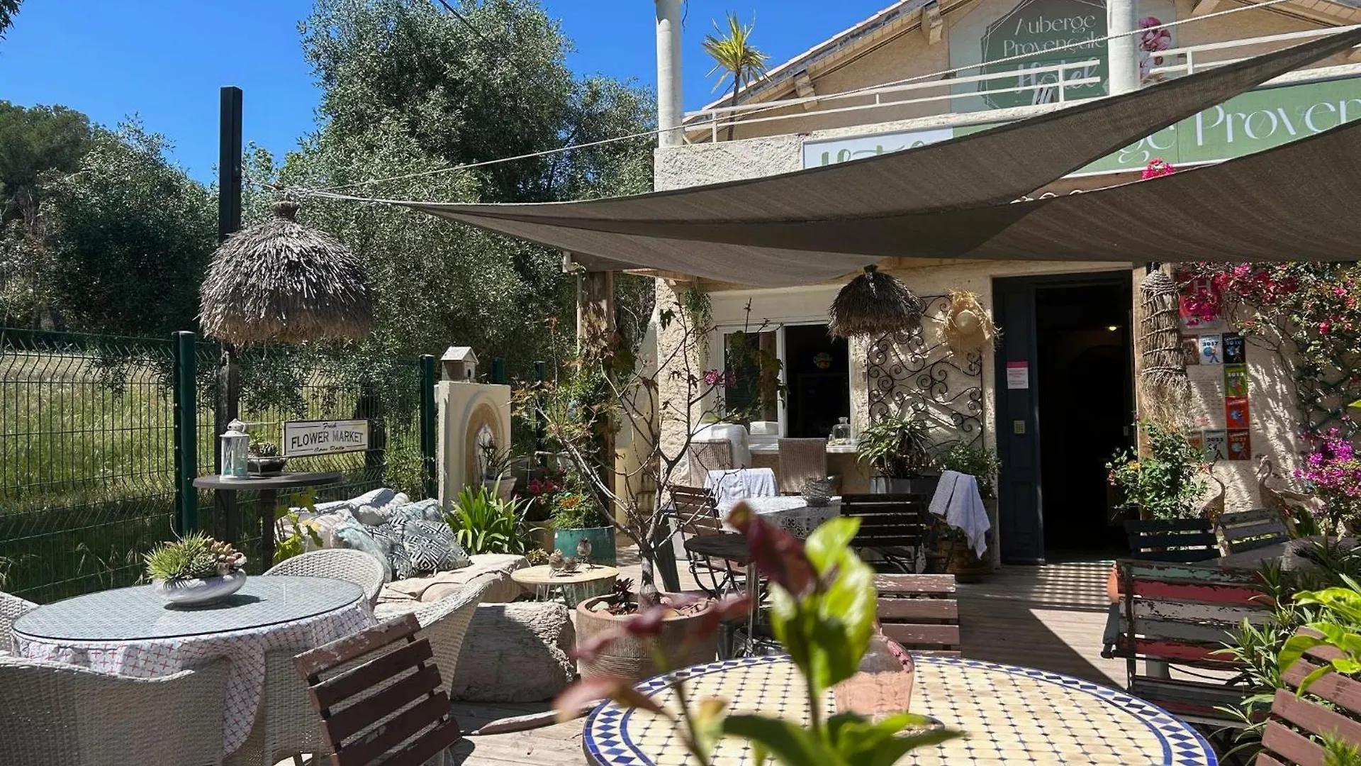 ** Hotel Auberge Provençale Saint-Raphaël Frankreich