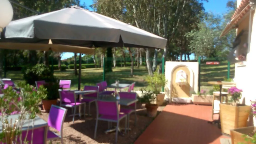Auberge Provençale Saint-Raphaël 2*,